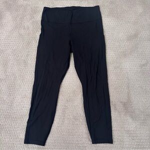 Athleta Ultimate Stash Pocket 7/8 Tight Leggings, Women, Black, Size L